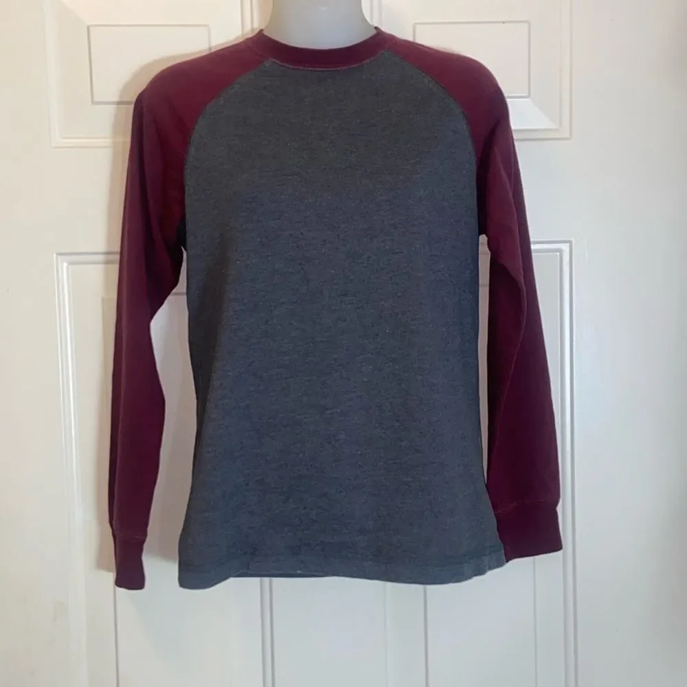 10/$50 Urban Pipeline Shirt Size L Color Burgundy And Grey Long Sleeve